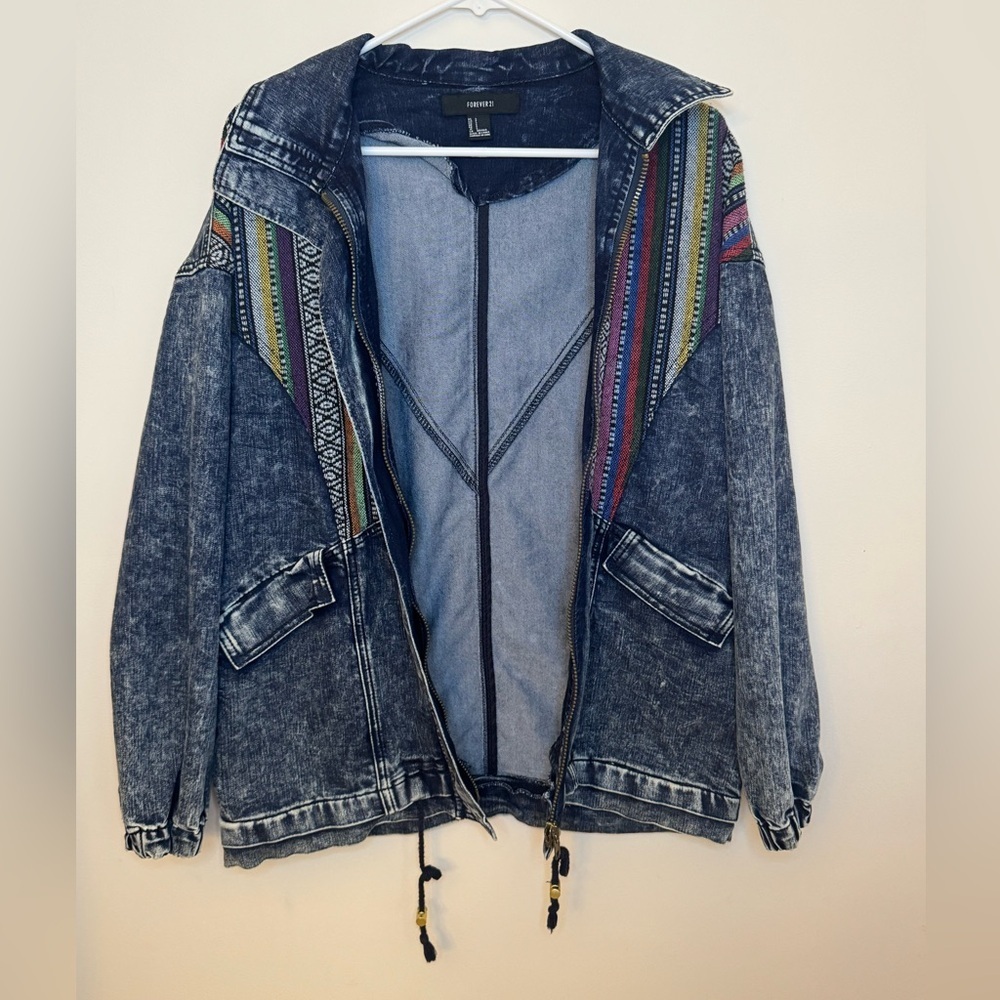 Forever 21 Boho Aztec Pattern Acid Wash Denim Jacket Women’s Small Oversized - Picture 3 of 6